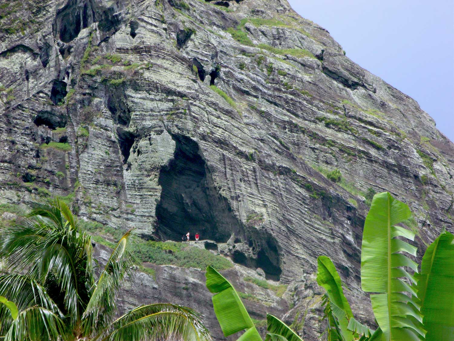 Pitcairn, an Unresolved Enigma 15 Christians cave Foto by Edmundo Edwards