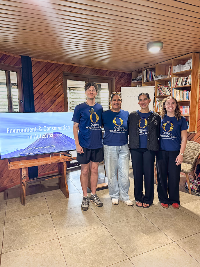 Exposicion de estudiantes de la Universidad de Otago